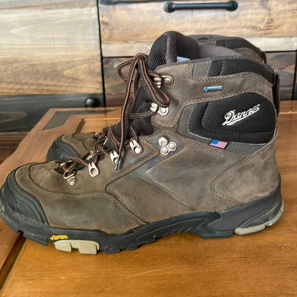 DANNER GoreTex Mt Adams 4.5” Brown Boot Size 11.5